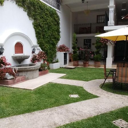 Ixkanul Antigua Hotel Exteriör bild