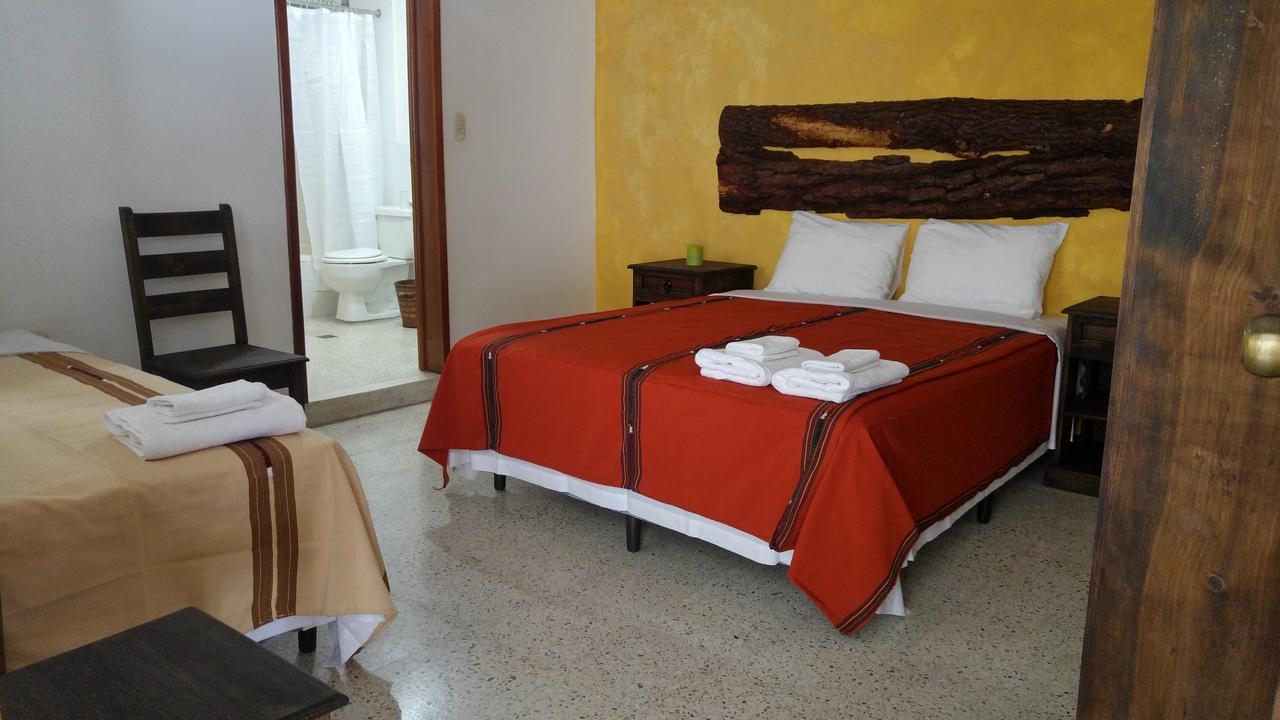 Ixkanul Antigua Hotel Exteriör bild