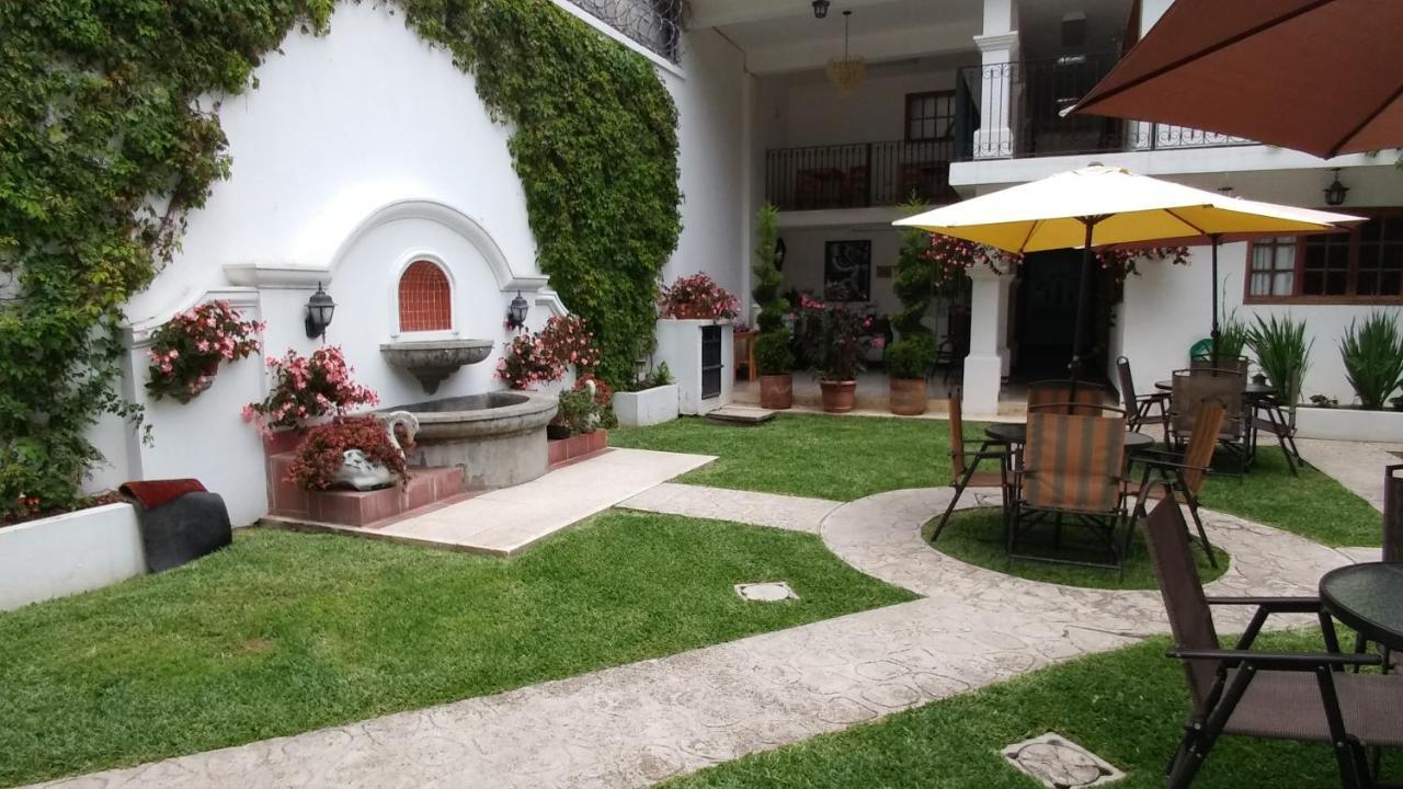 Ixkanul Antigua Hotel Exteriör bild